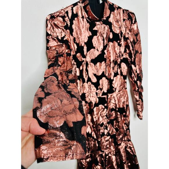 YUMI KIM Metallic Floral Princess Sleeve Flowy Hemline Long Dress Size XS - Picture 7 of 10